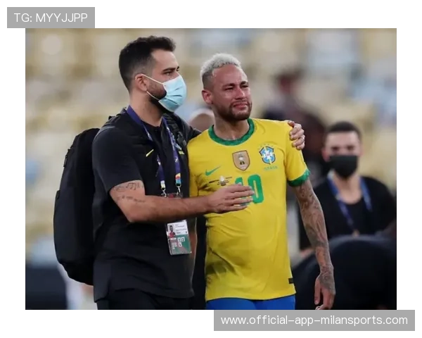 内马尔练球时唱歌走音，队友录视频笑翻