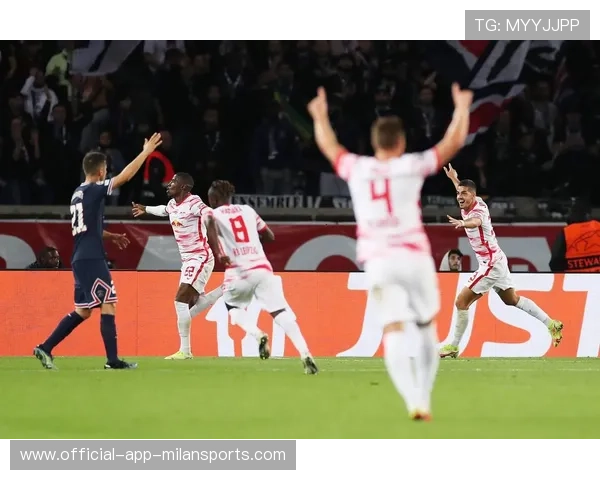 莱比锡追梅西式串联点：足球的灵魂密码